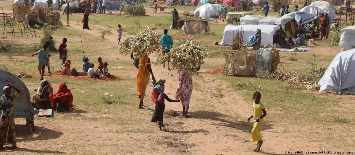 Sudan Army Commander and His Aides
